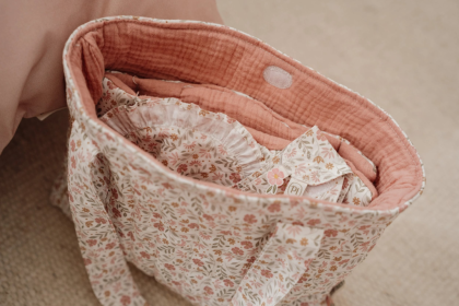 Přebalovací taška pro panenky Soft Flowers Little Dutch
