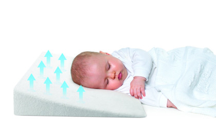 Polštář dětský Klin 60 x 36 x 7 cm BabyMatex