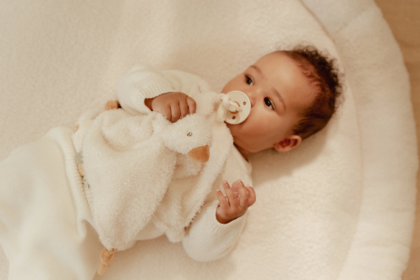 Muchláček husa Newborn Naturals Little Dutch
