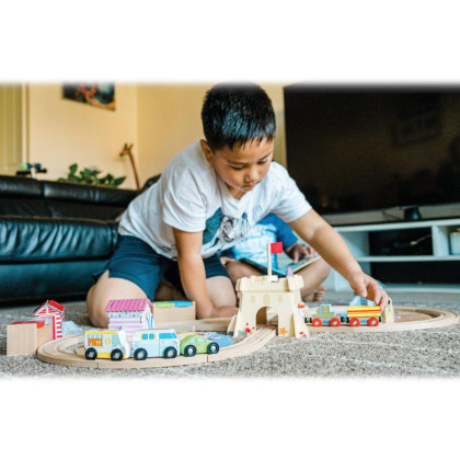 Dřevěná vláčkodráha Úklid pobřeží 70 dílů Bigjigs Rail