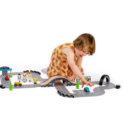 Dřevěná autodráha závodní den Bigjigs Rail