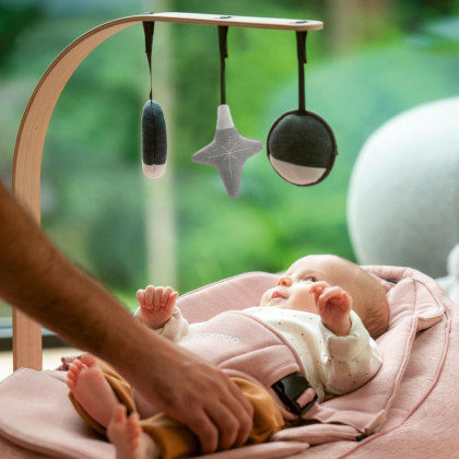 Hrazda s hračkami k sedátku Doomoo Seat´N Swing