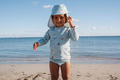 Plážová kšiltovka s ochranou krku Ocean Friends Little Dutch
