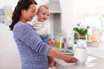 Philips AVENT Ohřívač lahví a dětské stravy rychlý SCF355