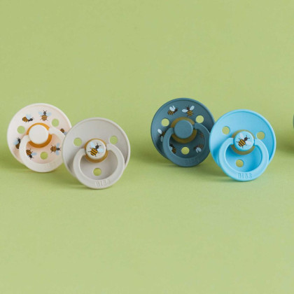 Colour Bumblebee dudlíky z přírodního kaučuku 2 ks 0 - 6 m Bibs