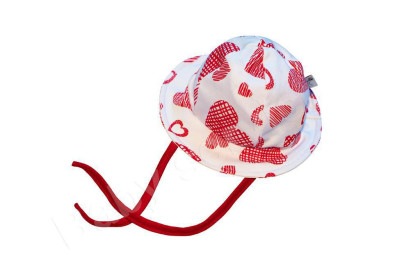 Kojenecký zavazovací klobouček Srdce Baby Service