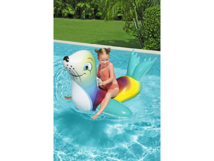 Lachtan s úchyty Flash n' Splash Seal Ride-On