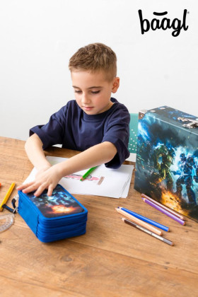 Školní penál třípatrový Roboti Baagl