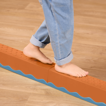 Překážková dráha Balance & Hop 10 ks B-Toys