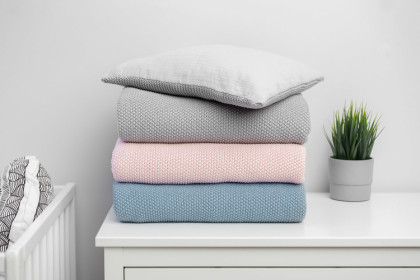 2D Pletený komplet nejen do dětské postýlky s mušelínem Sensillo