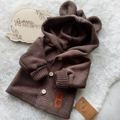 Dětský elegantní pletený svetřík s knoflíčky a kapucí s oušky Baby Nellys hnědý