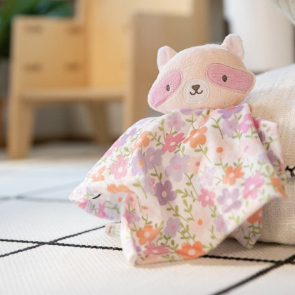 Dečka mazlící Cozy Lovey – Deni™ Ingenuity