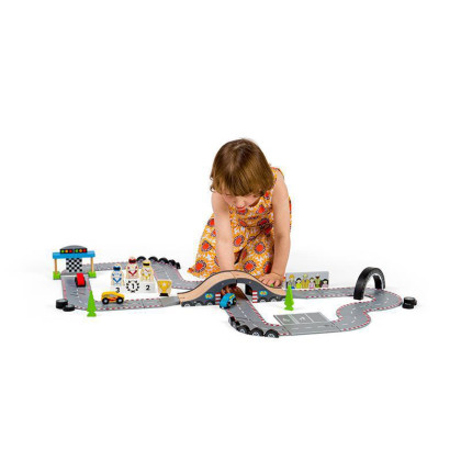 Dřevěná autodráha závodní den Bigjigs Rail