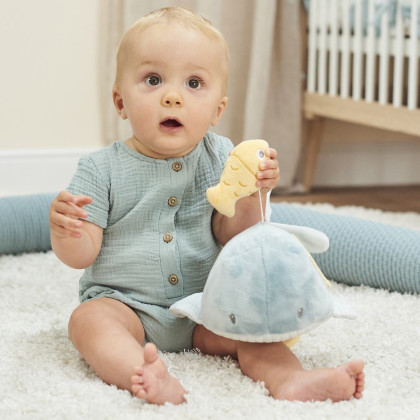 Velryba plyšová s 8 aktivitami Sally 32 cm Nattou