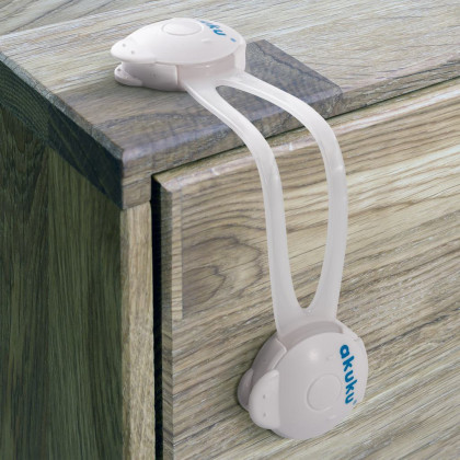 Univerzální zabezpečení skříněk a zásuvek 16 cm Akuku