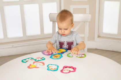 Outline puzzle poloviny - farma