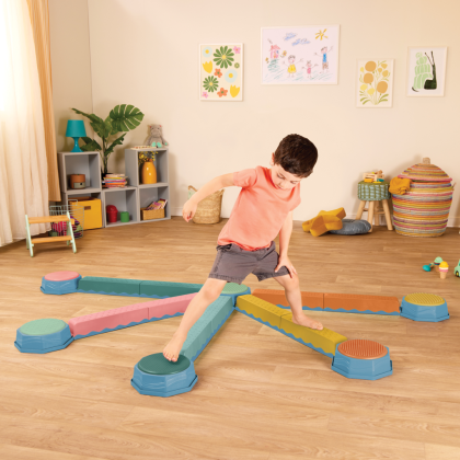 Balanční stupínky Balance & Hop 6 ks B-Toys