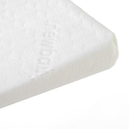 Kojenecký polštář - klín New Baby basic 30x37 cm do kočárku bílý
