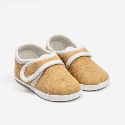 Kojenecké semiškové capáčky New Baby hnědá