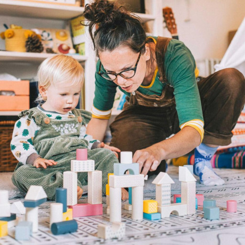 Kyblík s kostkami 50 ks Bigjigs Toys