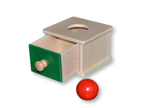 Box na vkládání míčku
