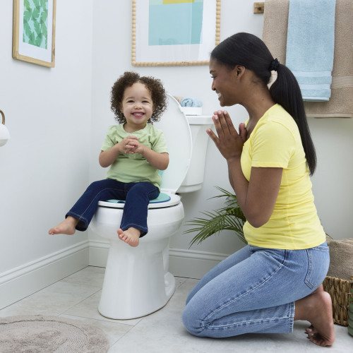 Redukce na WC nalepovací Flip & Sit™ Stitch™ 18 m+ do 23 kg Bright Starts