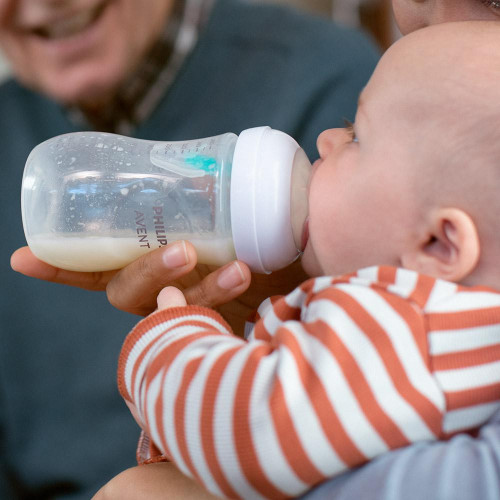 Láhev Natural Philips Avent Response transparentní s ventilem AirFree 260 ml, 1 m+