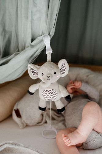Natahovací hrací strojek plyš 30 cm závěs na postýlku/kočárek Babyted