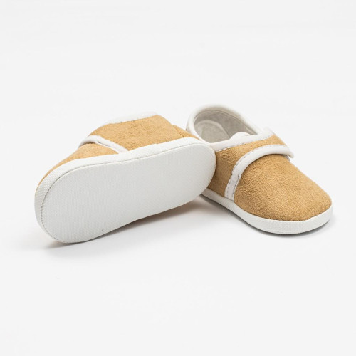 Kojenecké semiškové capáčky New Baby hnědá