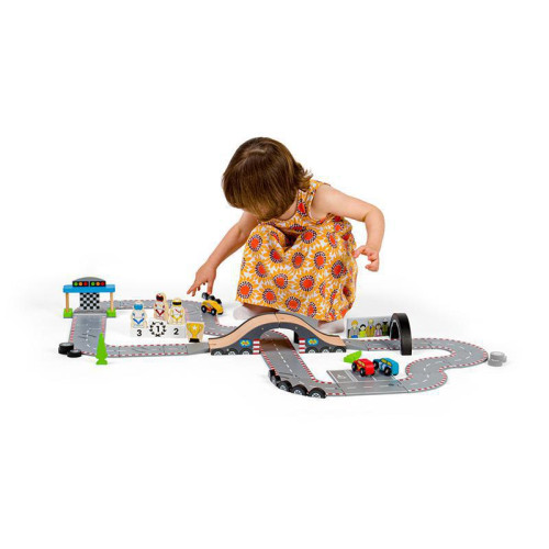 Dřevěná autodráha závodní den Bigjigs Rail