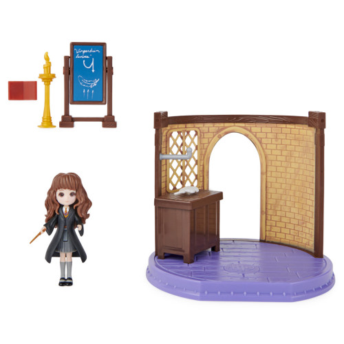 Harry Potter učebna kouzel s figurkou Hermiony