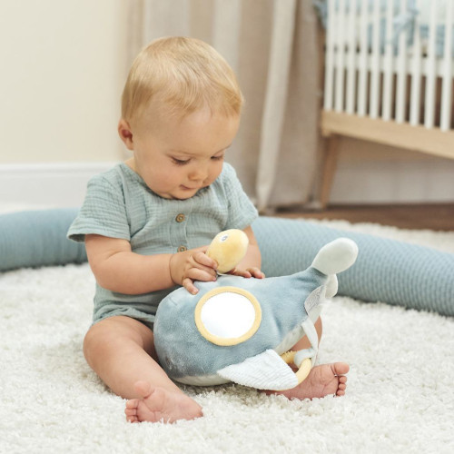 Velryba plyšová s 8 aktivitami Sally 32 cm Nattou
