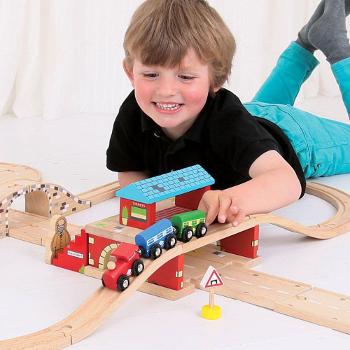 Nádraží nad cestou Bigjigs Rail
