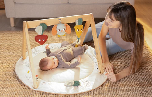 Hrací deka s hrazdou Garden of Adventures Tiny Love