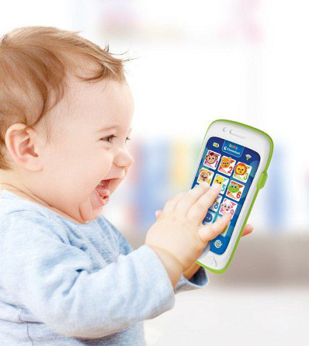 Můj první smartphone Clemmy baby