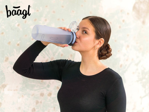 Tritanová láhev na pití 800 ml Baagl