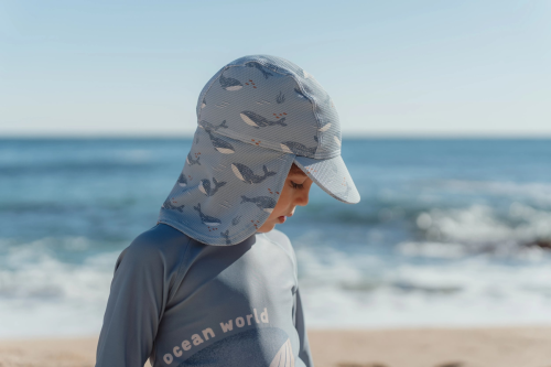 Plážová kšiltovka s ochranou krku Ocean Splash Little Dutch