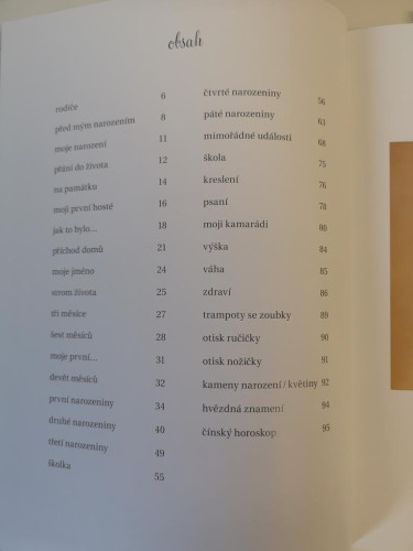 Kniha Mých Prvních Pět Let - Květináče Anne Geddes