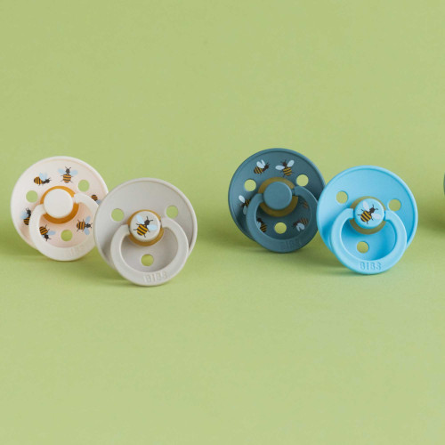 Colour Bumblebee dudlíky z přírodního kaučuku 2 ks 0 - 6 m Bibs