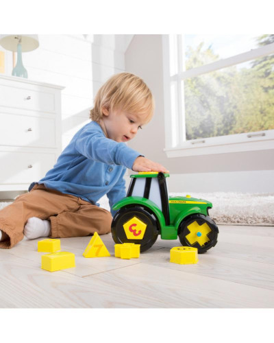 Traktor Johny s čísly John Deere