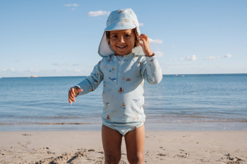 Plážová kšiltovka s ochranou krku Ocean Friends Little Dutch