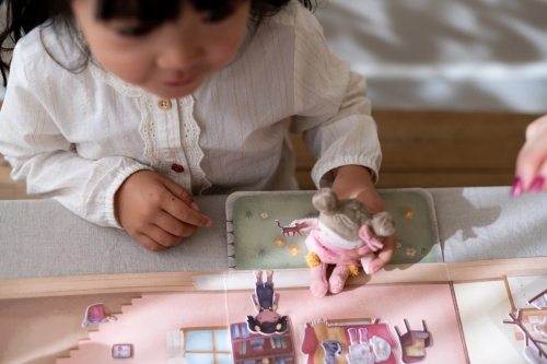 Knížka se samolepkami Dům Rosa Little Dutch