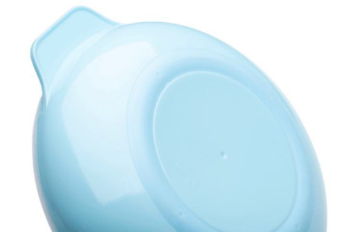 Set termotalířku s silikonovou lžičkou a hrnečkem Nuvita