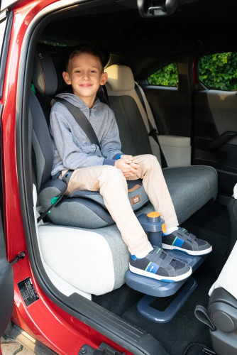 Podnožka k autosedačce univerzální KneeGuardKids 4