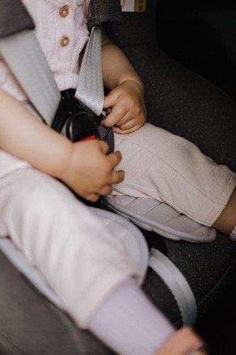 Prodyšná podložka proti pocení do autosedačky Sleepee