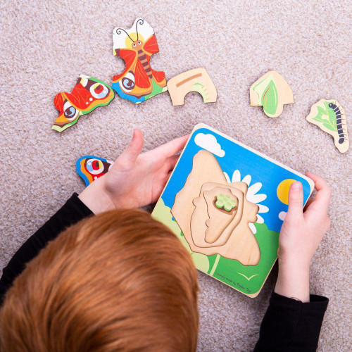Vkládací puzzle životní cykly motýla Bigjigs Toys
