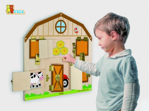 Dřevěná hra - zamykání a odemykání