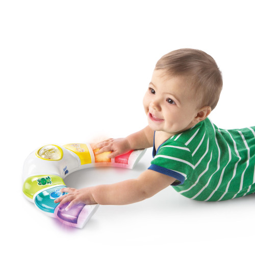 Aktivní svítící panel Glow & Discover Light Bar™ BABY EINSTEIN 3 m+