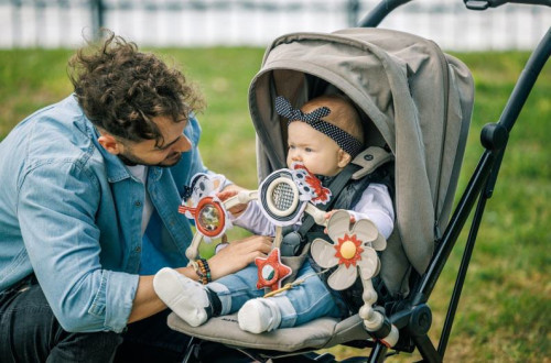 Hrazda na kočárek Tiny Rockers Sunny Stroll