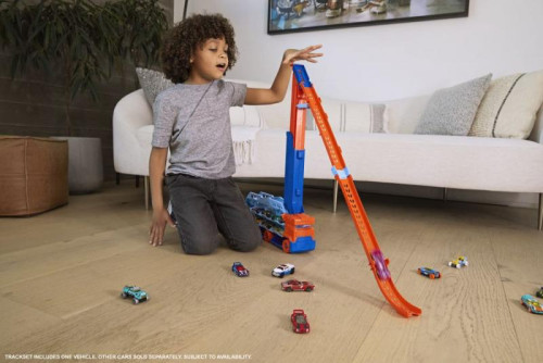 Tahač s vysokou dráhou Hot Wheels™